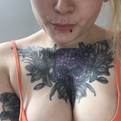 canadianganjaqueen OnlyFans